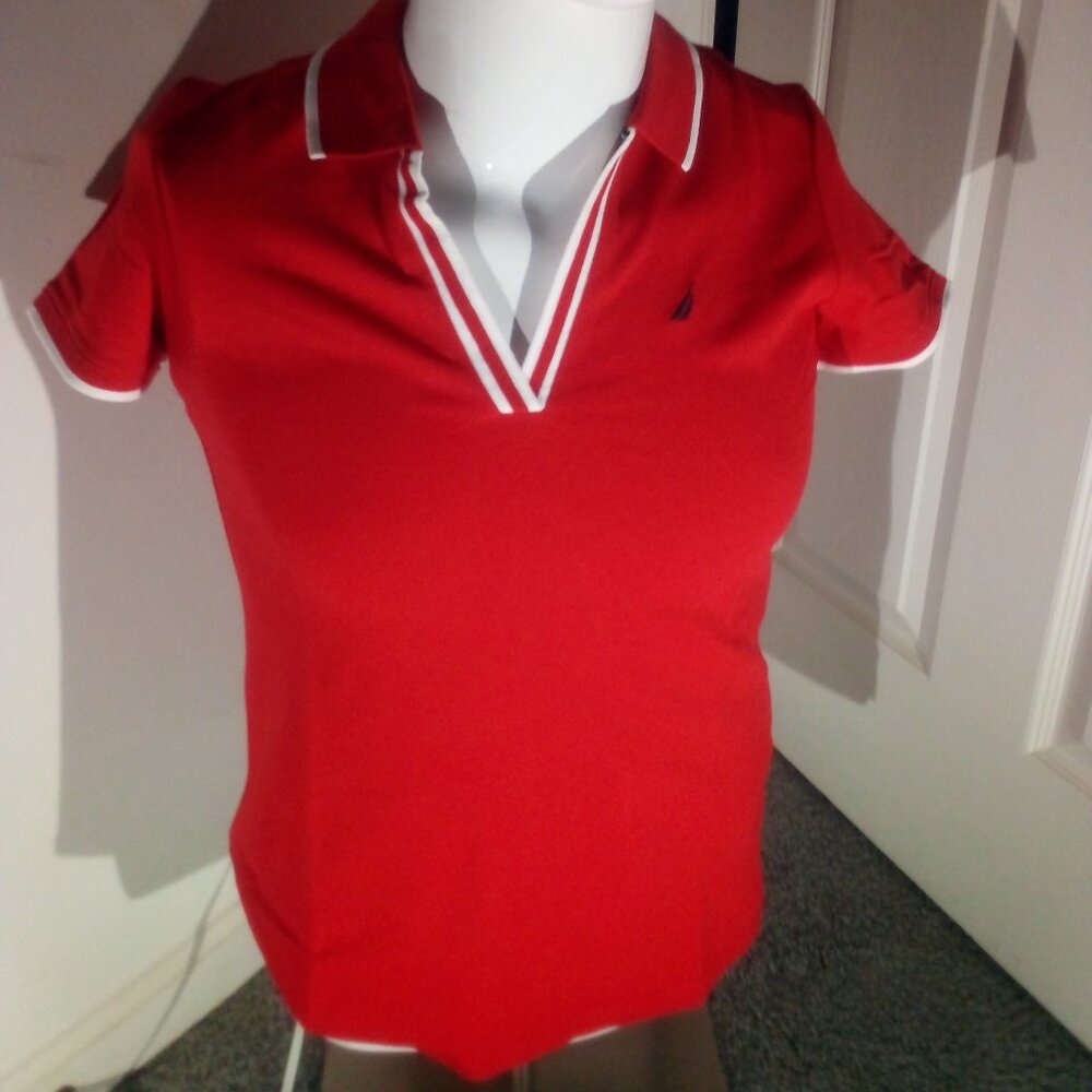 Red Nautica polo